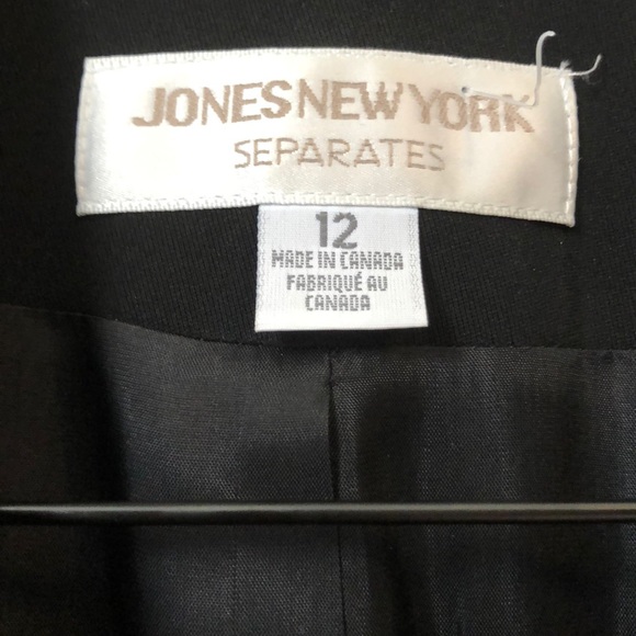 ⭐️Suit with long skirt - Picture 2 of 6